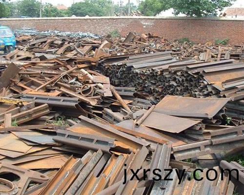 廢(fei)舊鋼材迴收